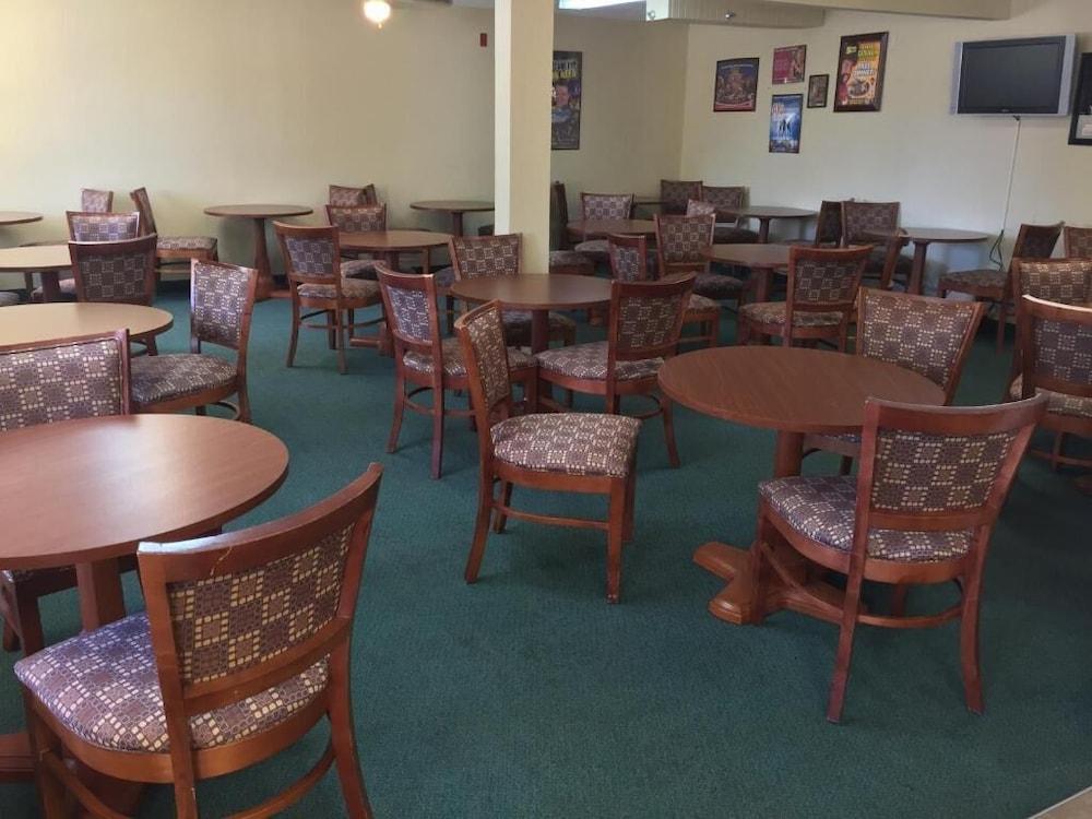 Docker'S Inn Branson Buitenkant foto