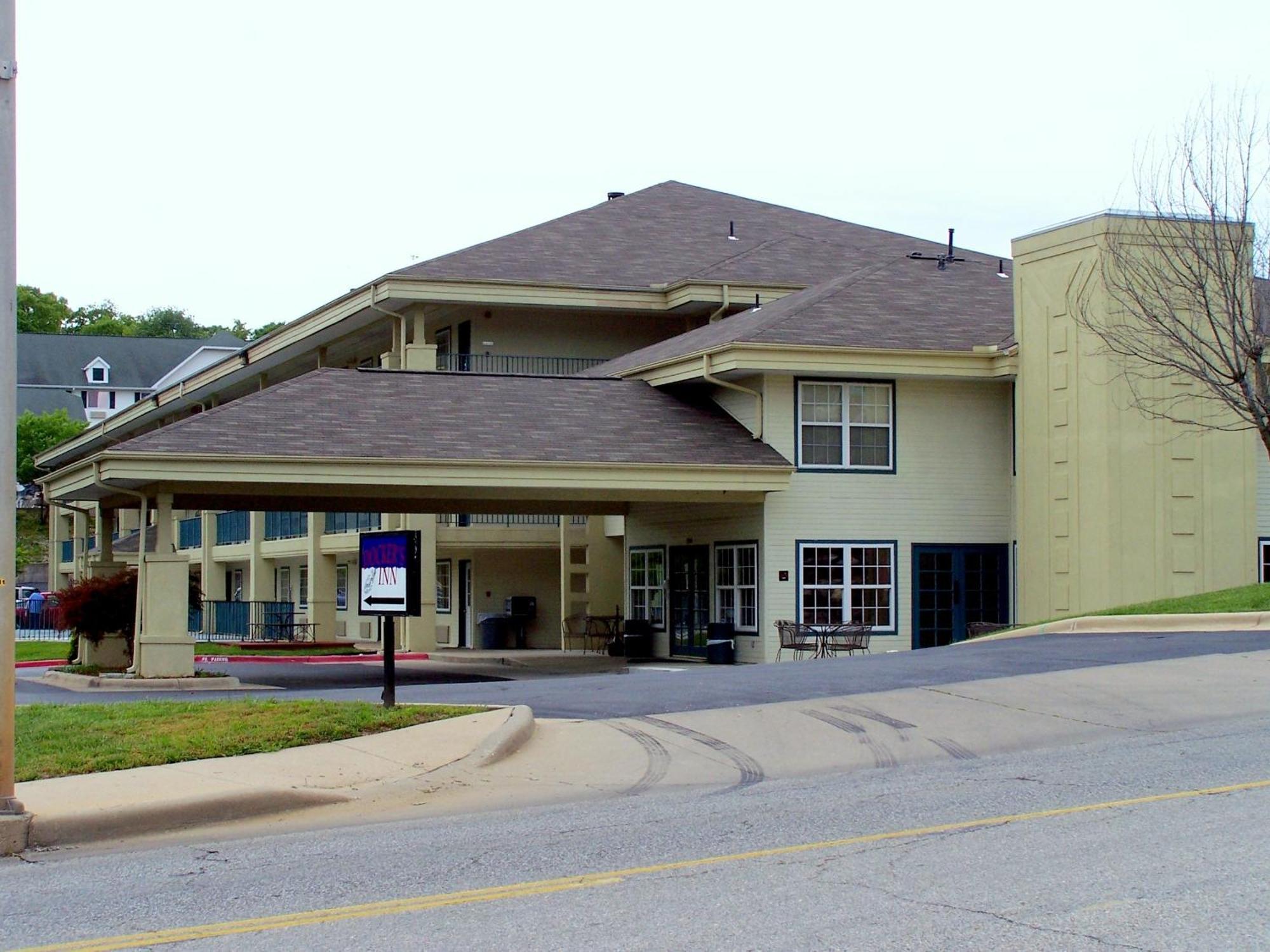 Docker'S Inn Branson Buitenkant foto